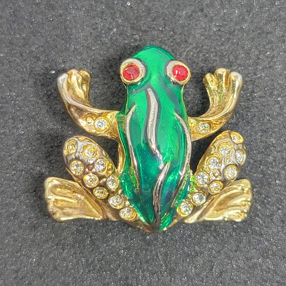 Green and Gold Frog Brooch